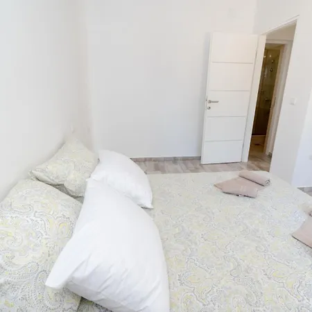 Ajp Apartment