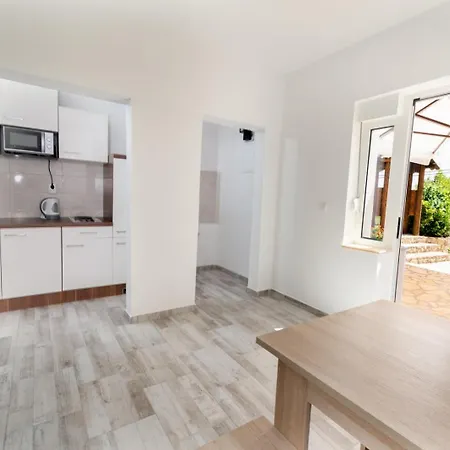 Apartamento Ajp Posedarje